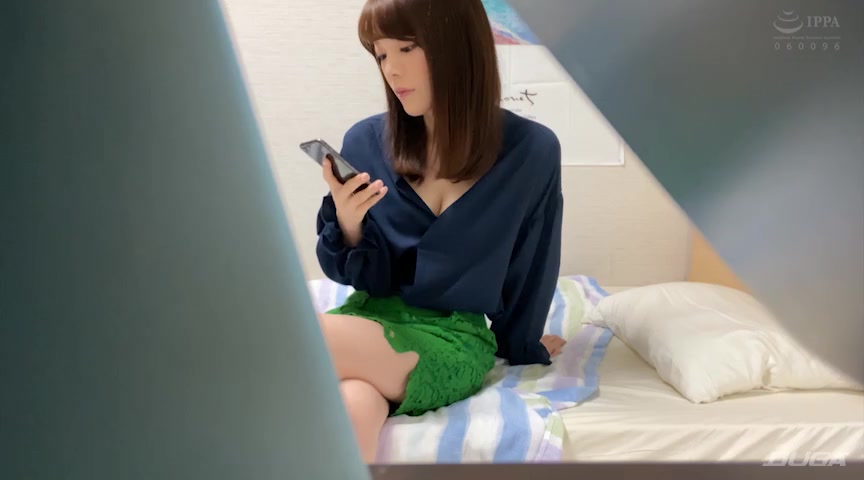 《私生活○撮→○○○》女神系美人な大学院生を寝込みハメ!美人過ぎて逆に引く友人の姉 #4-001